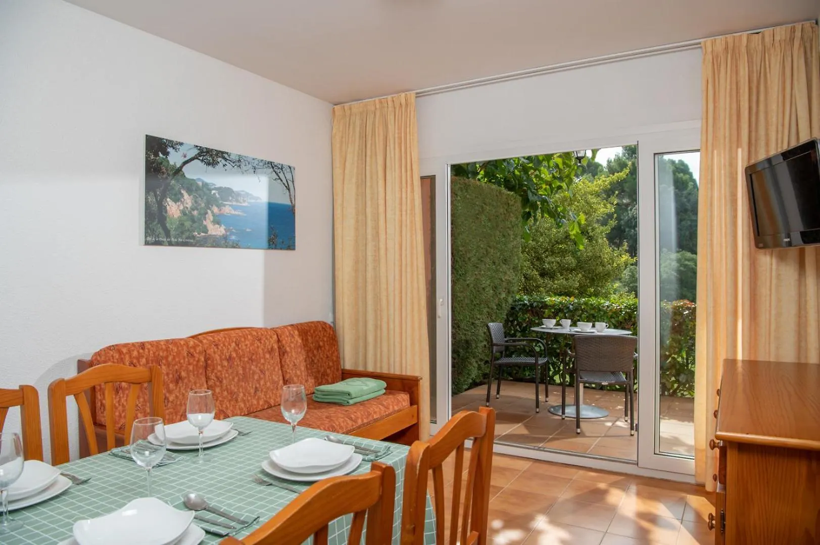 Albamar Apartaments Lloret de Mar Spain