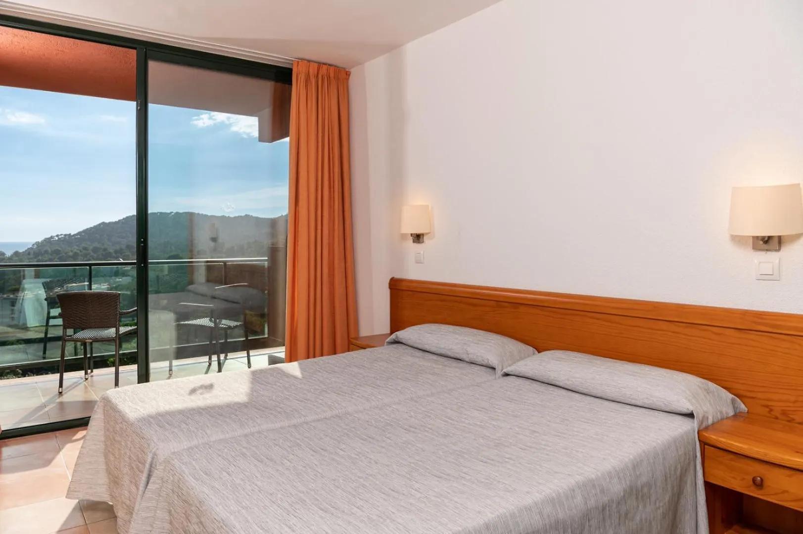 Albamar Apartaments Lloret de Mar Apartment