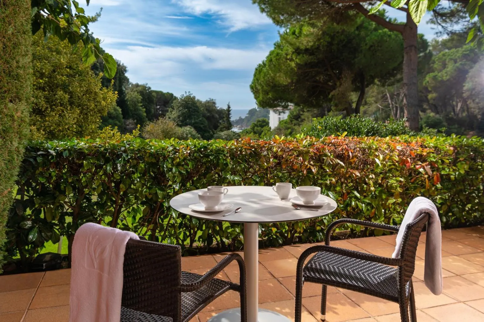 Albamar Apartaments Lloret de Mar 0*,  Spain